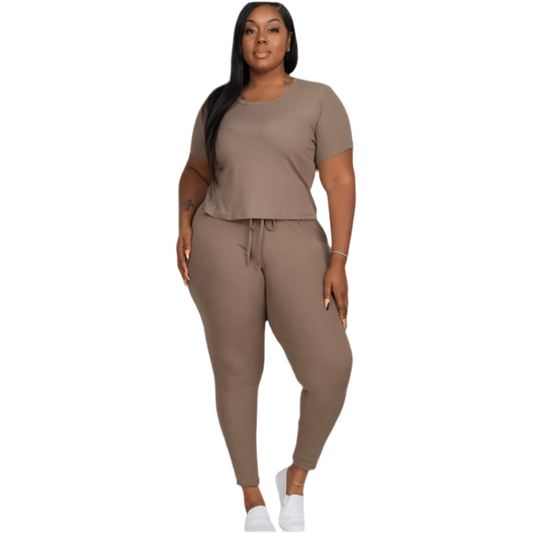 Plus Short Sleeve Top & Leggings Set